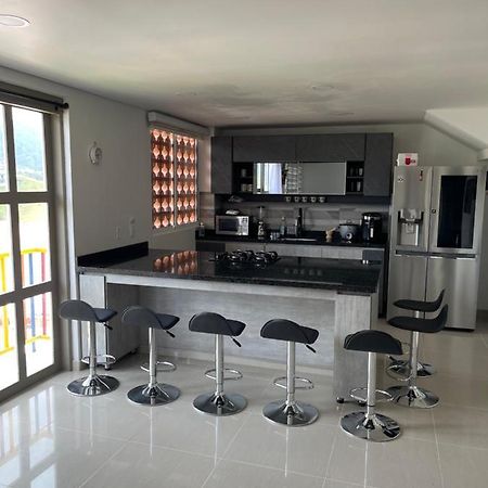 Апартаменти Apartamento De Lujo Гуатапе Екстер'єр фото